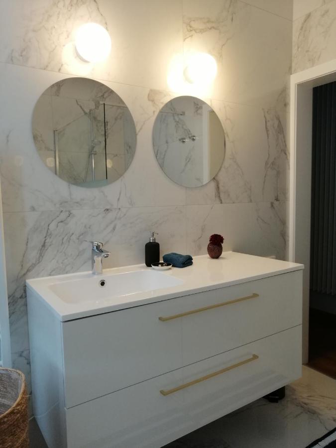 Large Apartment 800M From The Beach 90 Square Meters Ostende Exterior foto