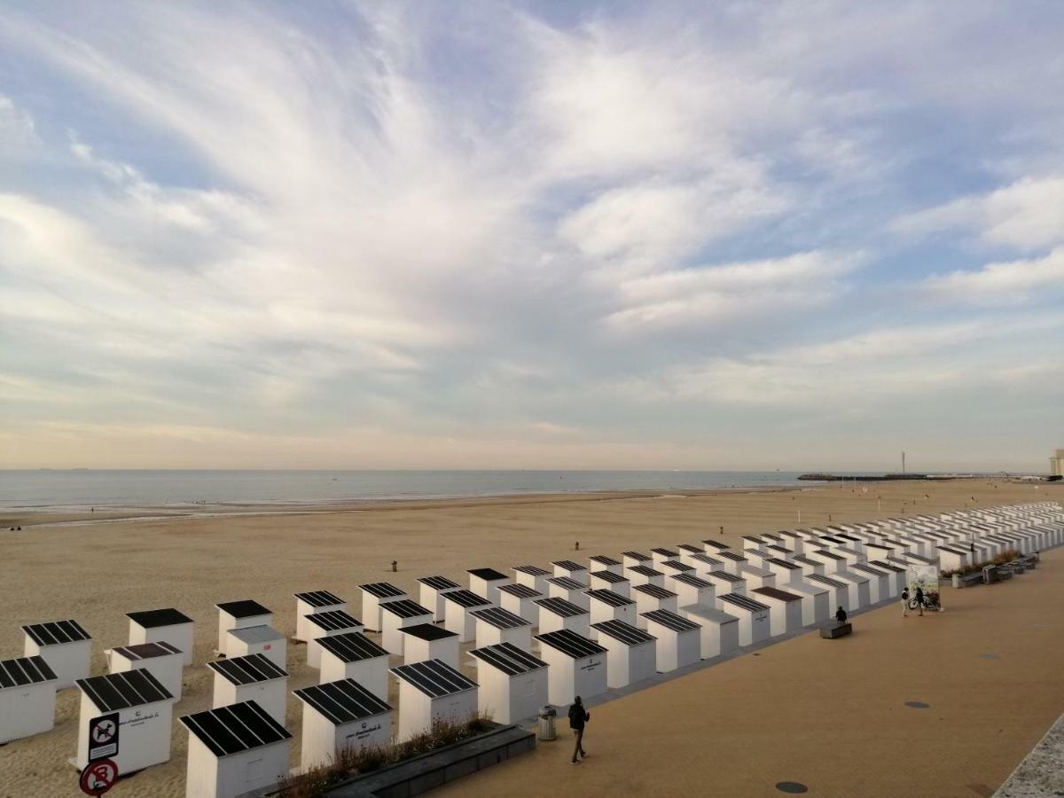 Large Apartment 800M From The Beach 90 Square Meters Ostende Exterior foto
